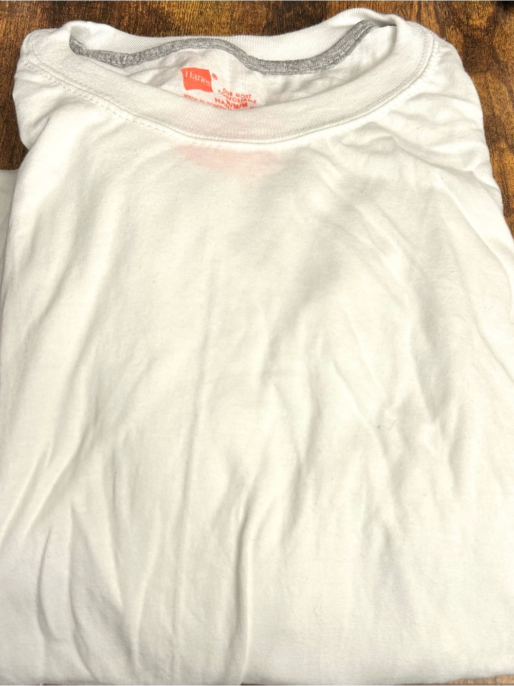 Hanes Men's Our Most Comfortable White Crew Neck T-Shirt Size Medium
3 PAIRS